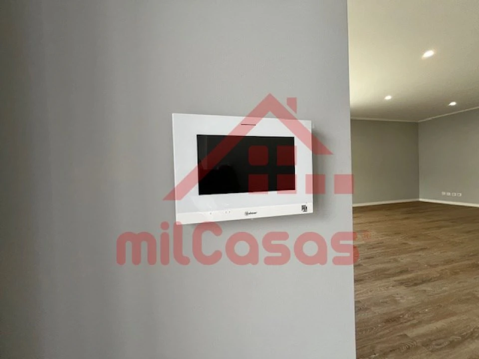 Moradia T3 para Venda em Ericeira Foto 9