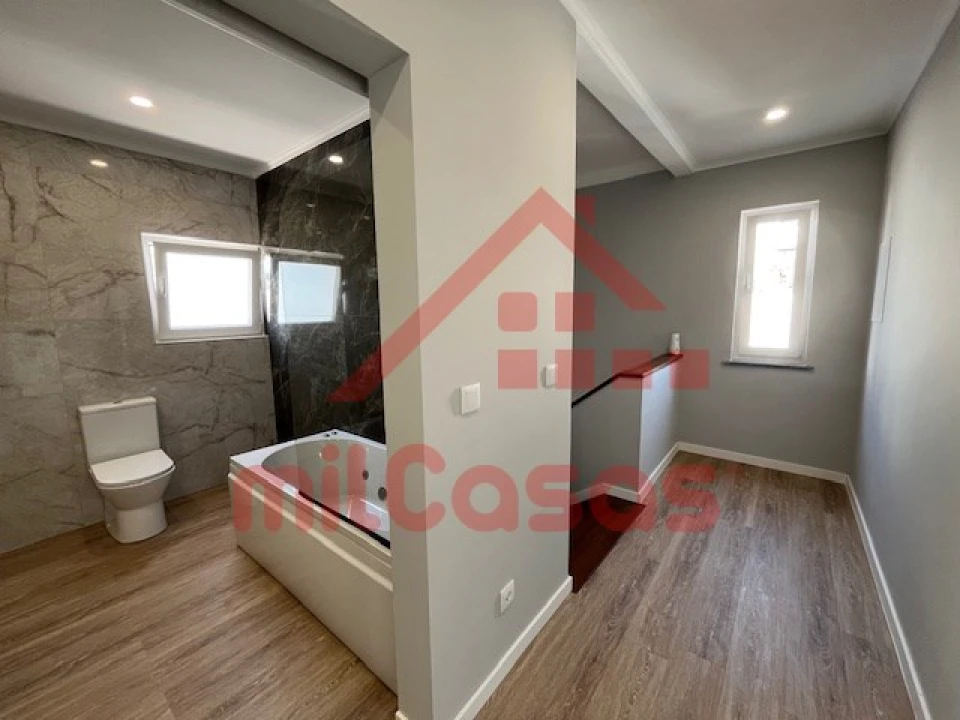 Moradia T3 para Venda em Ericeira Foto 23