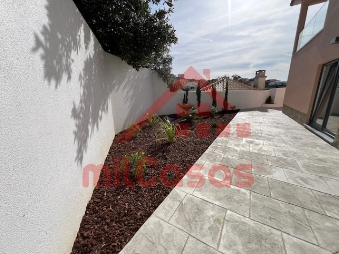 Moradia T3 para Venda em Ericeira Foto 5