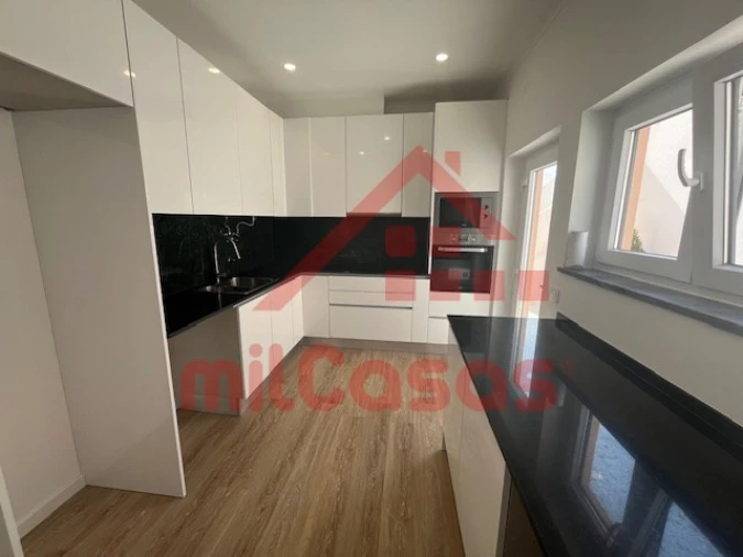 Moradia T3 para Venda em Ericeira Foto 14