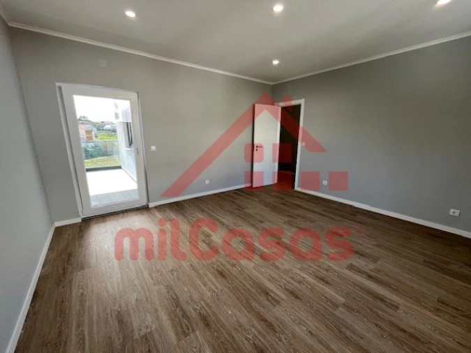 Moradia T3 para Venda em Ericeira Foto 28