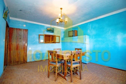 Moradia T4 para Venda em Vascoveiro