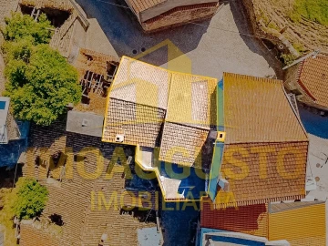 Moradia T4 para Venda em Vascoveiro