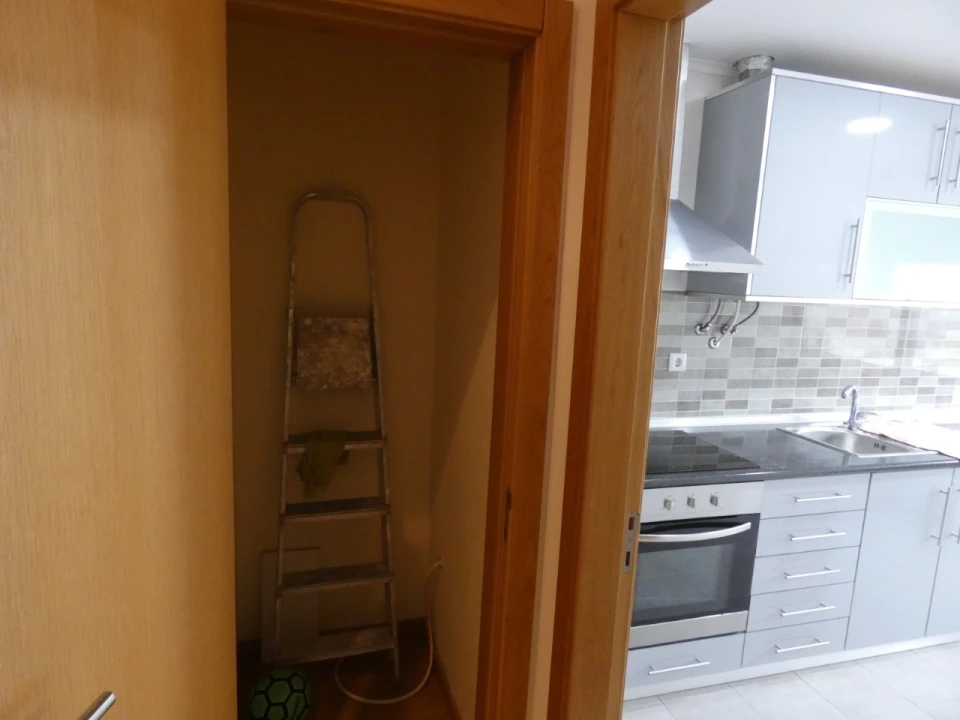 Apartamento T2 para Venda em Mina de Água Foto 7