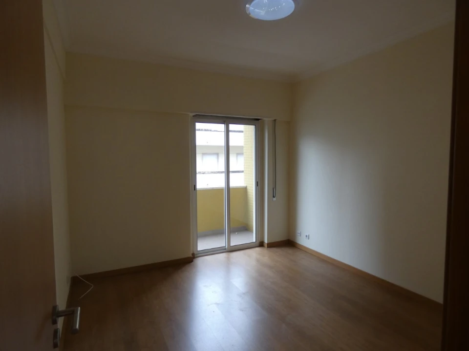 Apartamento T2 para Venda em Mina de Água Foto 28