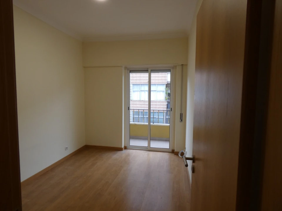 Apartamento T2 para Venda em Mina de Água Foto 29