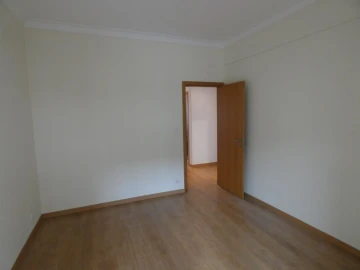 Apartamento T2 para Venda em Mina de Água