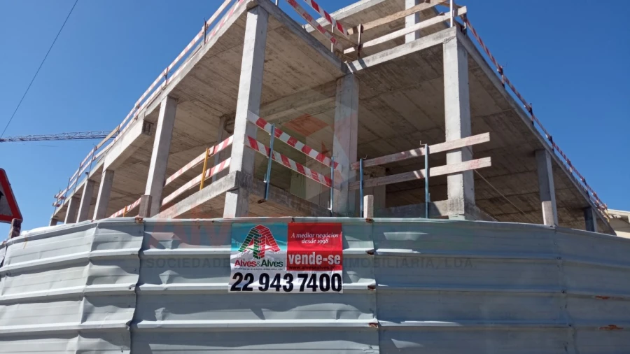 Apartamento T1 para Venda em Cidade da Maia Foto 12