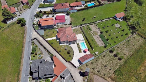 Moradia T4 para Venda em Lama de Arcos