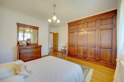 Moradia T4 para Venda em Lama de Arcos