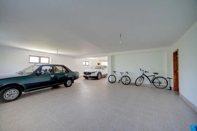 Moradia T4 para Venda em Lama de Arcos