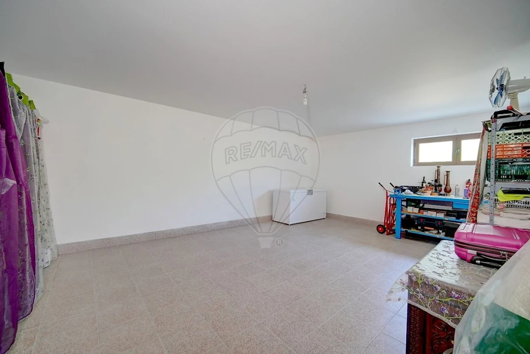 Moradia T4 para Venda em Lama de Arcos Foto 32