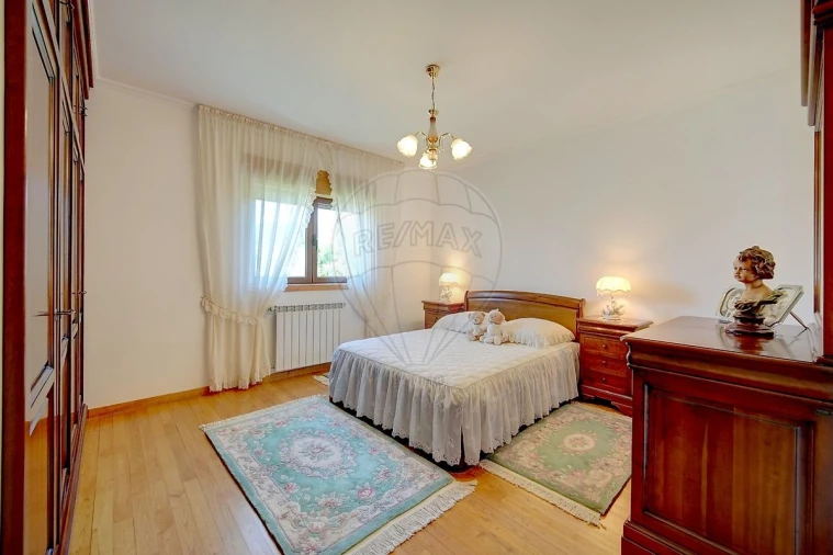 Moradia T4 para Venda em Lama de Arcos Foto 14