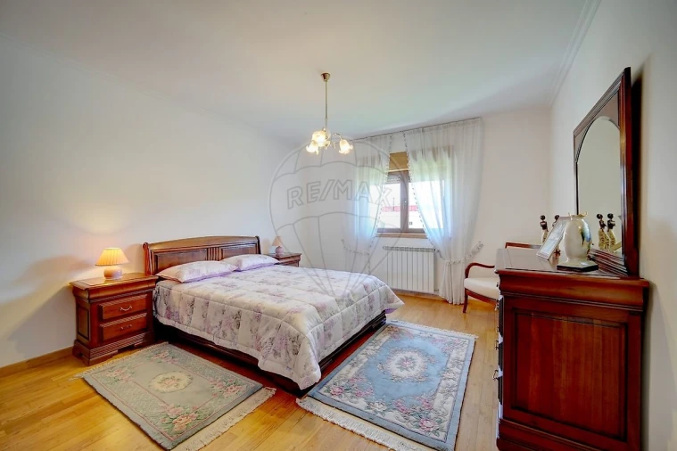 Moradia T4 para Venda em Lama de Arcos Foto 12