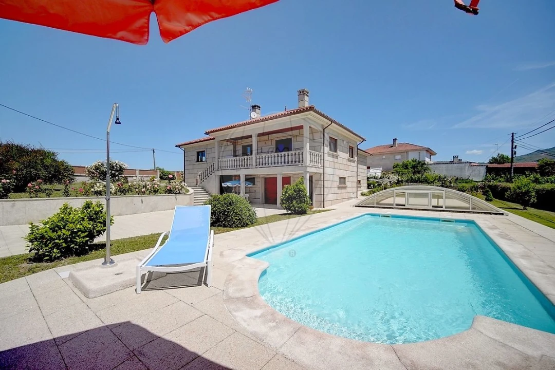 Moradia T4 para Venda em Lama de Arcos Foto 48