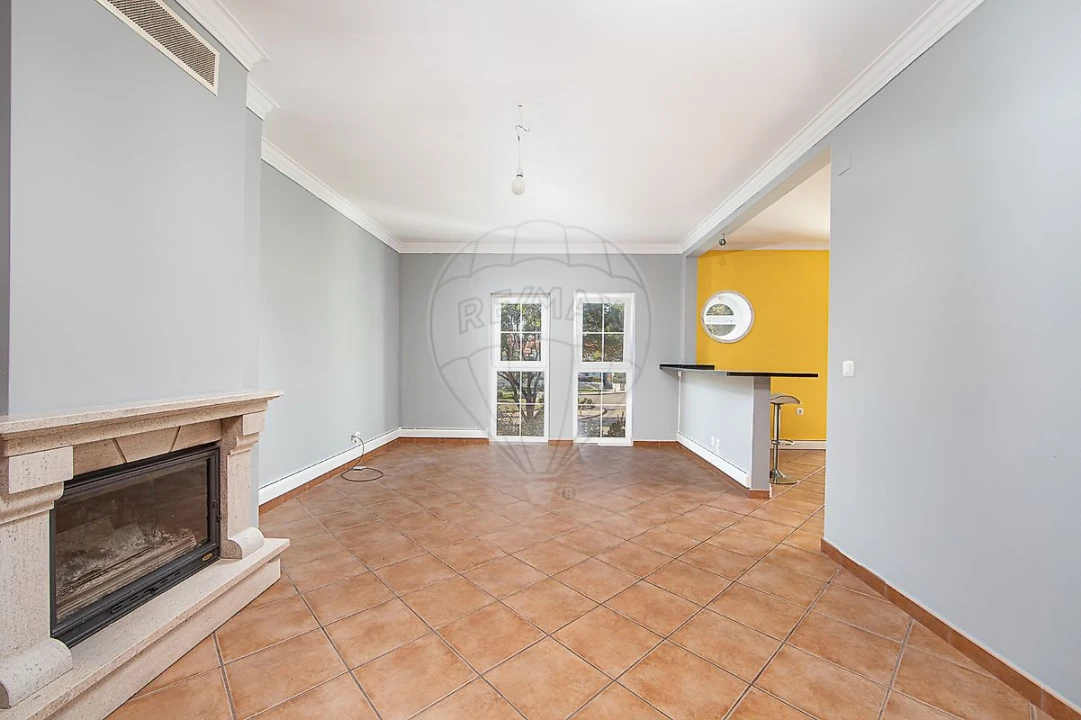 Apartamento T2 para Arrendamento em Azeitão (São Lourenço e São Simão) Foto 8