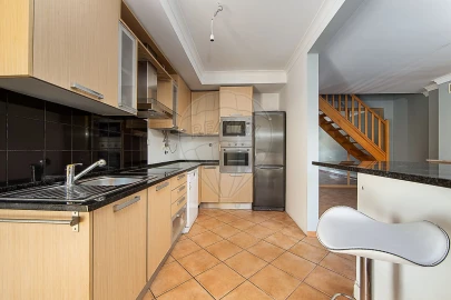 Apartamento T2 para Arrendamento em Azeitão (São Lourenço e São Simão)