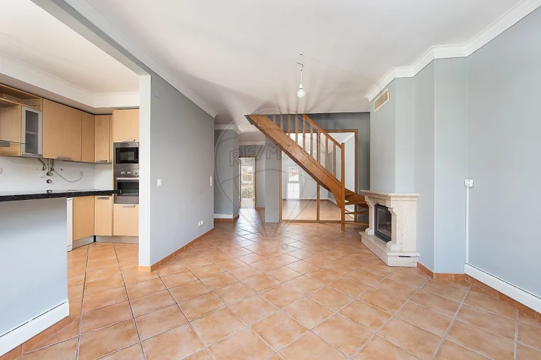 Apartamento T2 para Arrendamento em Azeitão (São Lourenço e São Simão) Foto 20