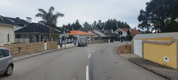 Terreno para Venda em Santa Maria da Feira, Travanca, Sanfins e Espargo