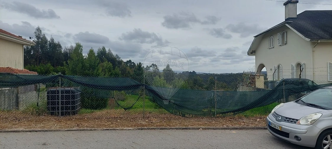 Terreno para Venda em Santa Maria da Feira, Travanca, Sanfins e Espargo Foto 2