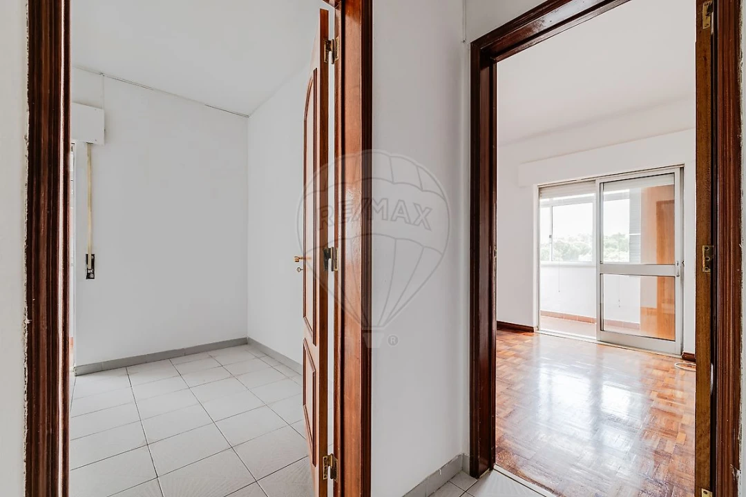 Apartamento T3 para Arrendamento em Póvoa de Santa Iria e Forte da Casa Foto 29