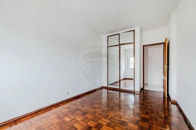 Apartamento T3 para Arrendamento em Póvoa de Santa Iria e Forte da Casa
