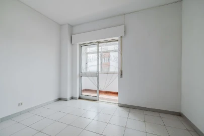 Apartamento T3 para Arrendamento em Póvoa de Santa Iria e Forte da Casa