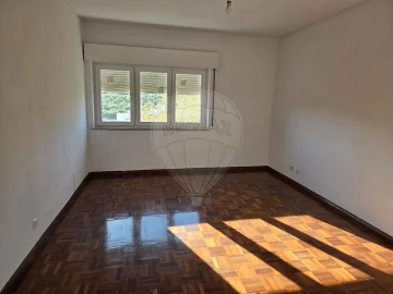 Apartamento T3 para Arrendamento em Póvoa de Santa Iria e Forte da Casa
