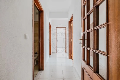 Apartamento T3 para Arrendamento em Póvoa de Santa Iria e Forte da Casa