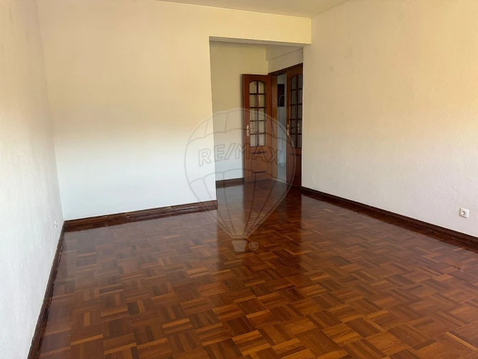 Apartamento T3 para Arrendamento em Póvoa de Santa Iria e Forte da Casa Foto 12