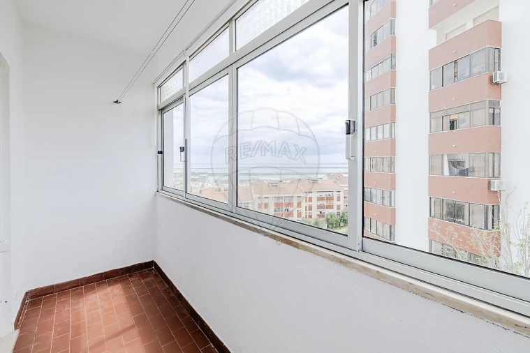 Apartamento T3 para Arrendamento em Póvoa de Santa Iria e Forte da Casa Foto 20
