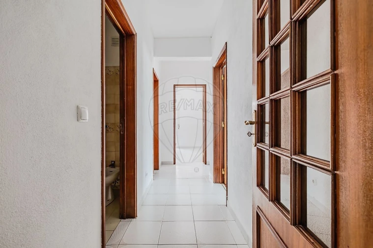 Apartamento T3 para Arrendamento em Póvoa de Santa Iria e Forte da Casa Foto 8
