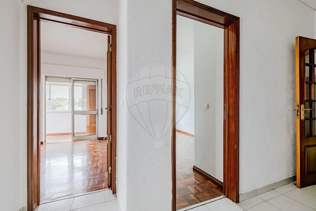 Apartamento T3 para Arrendamento em Póvoa de Santa Iria e Forte da Casa Foto 32