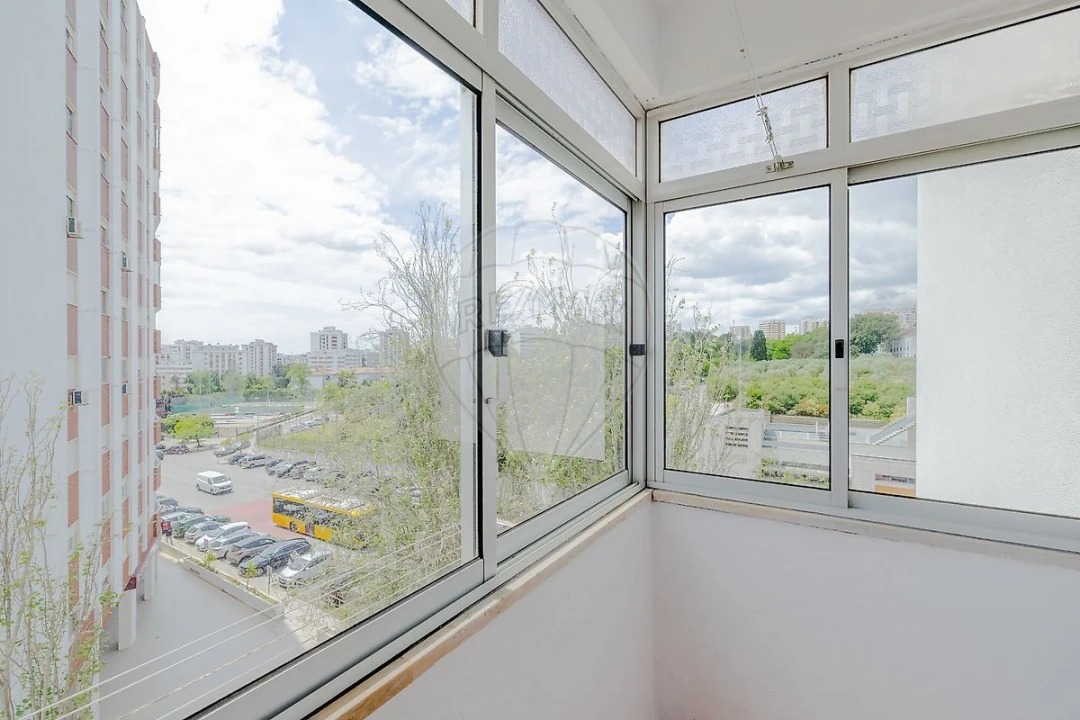 Apartamento T3 para Arrendamento em Póvoa de Santa Iria e Forte da Casa Foto 26