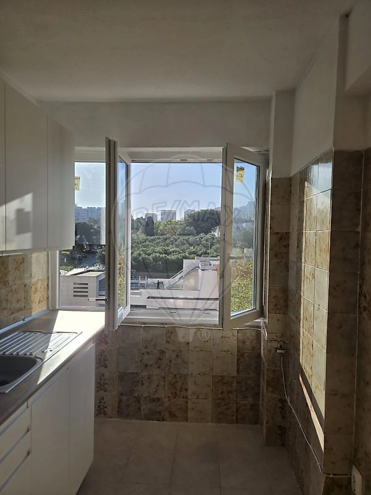 Apartamento T3 para Arrendamento em Póvoa de Santa Iria e Forte da Casa Foto 5