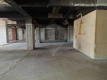 Loja para Venda em Almada, Cova da Piedade, Pragal e Cacilhas