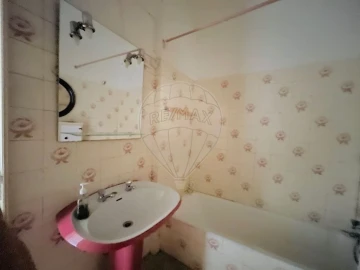 Apartamento T3 para Arrendamento em Póvoa de Santo Adrião e Olival Basto