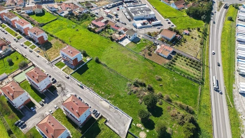 Terreno para Venda em Aveiras de Cima