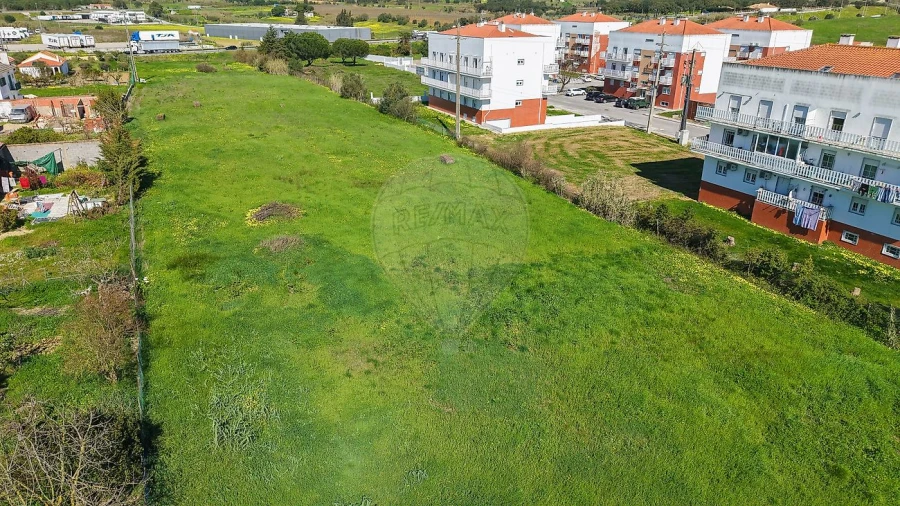 Terreno para Venda em Aveiras de Cima Foto 3