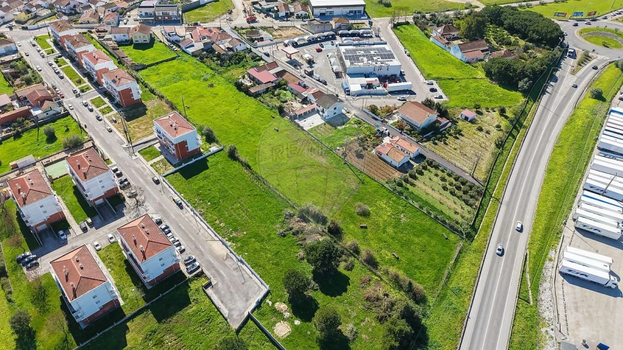 Terreno para Venda em Aveiras de Cima Foto 28