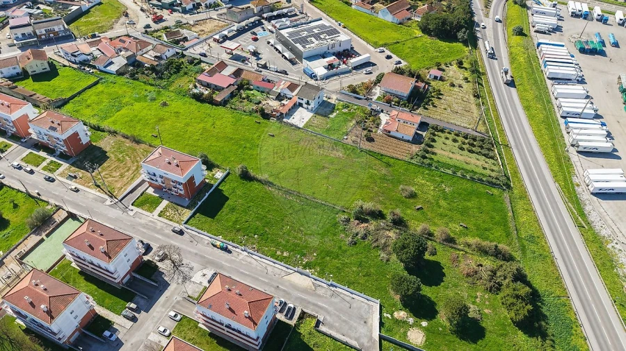 Terreno para Venda em Aveiras de Cima Foto 26