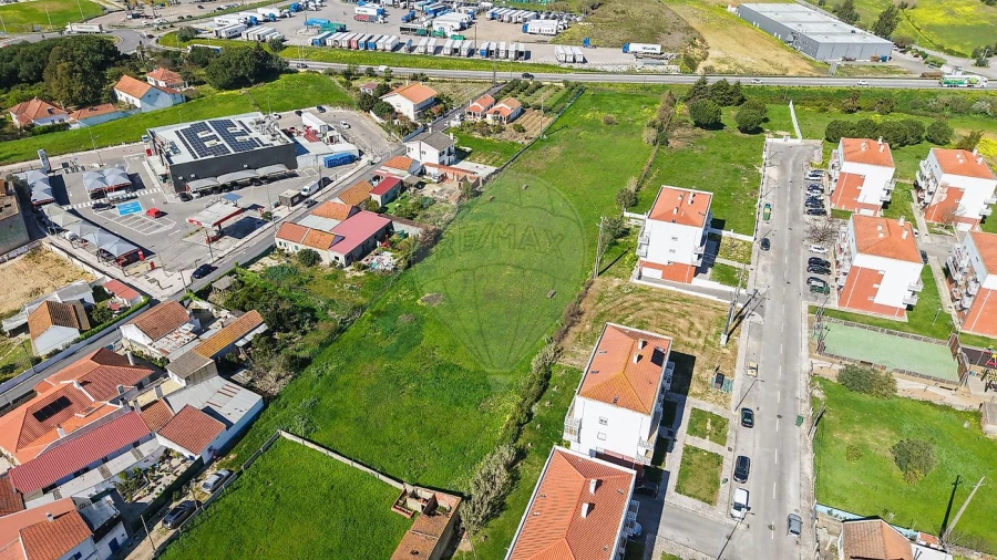 Terreno para Venda em Aveiras de Cima Foto 11