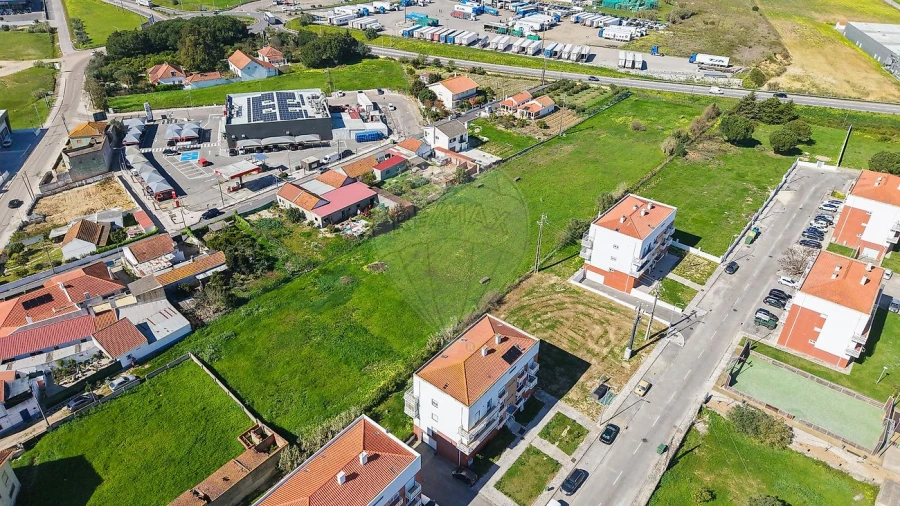 Terreno para Venda em Aveiras de Cima Foto 12