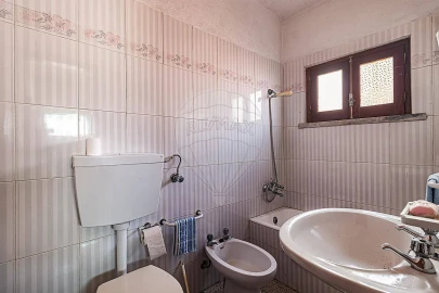 Moradia T3 para Venda em Rio de Mouro