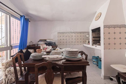 Moradia T3 para Venda em Rio de Mouro