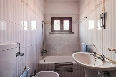 Moradia T3 para Venda em Rio de Mouro