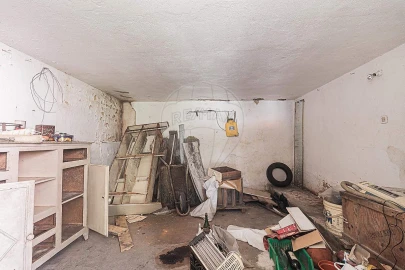 Moradia T3 para Venda em Rio de Mouro