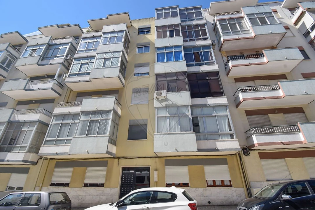 Apartamento para Venda em Almada, Cova da Piedade, Pragal e Cacilhas Foto 8