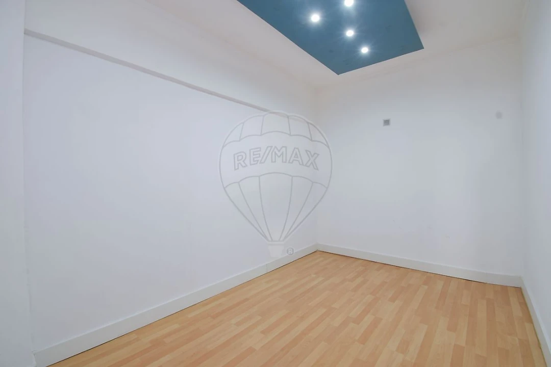 Apartamento para Venda em Almada, Cova da Piedade, Pragal e Cacilhas Foto 13