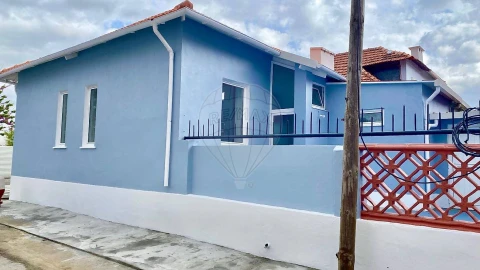 Moradia T2 para Arrendamento em Paranhos